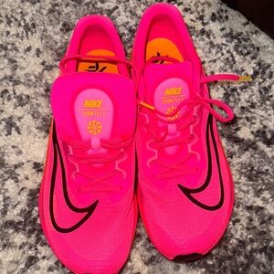 Nike Zoom Fly 5 Bright Pink Sneakers